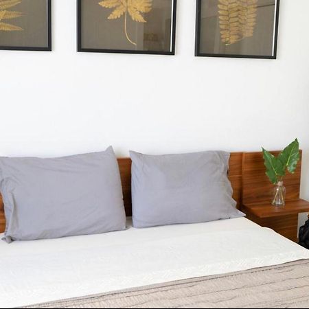 Newely Remodeled Apartment Only 1 Min To The Beach! Miami Beach Esterno foto