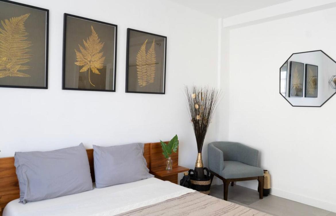 Newely Remodeled Apartment Only 1 Min To The Beach! Miami Beach Esterno foto
