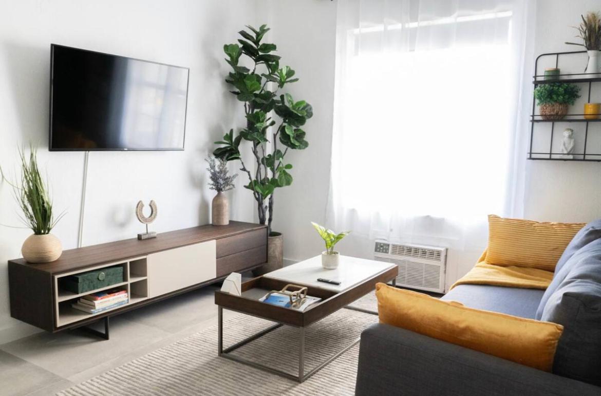 Newely Remodeled Apartment Only 1 Min To The Beach! Miami Beach Esterno foto